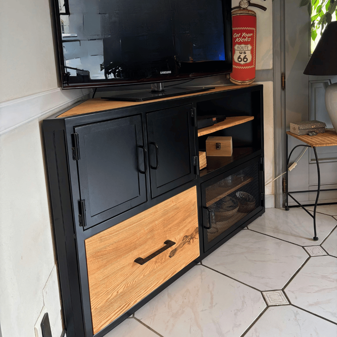 Meuble TV d angle personnalisé et sur-mesure en bois massif et metal