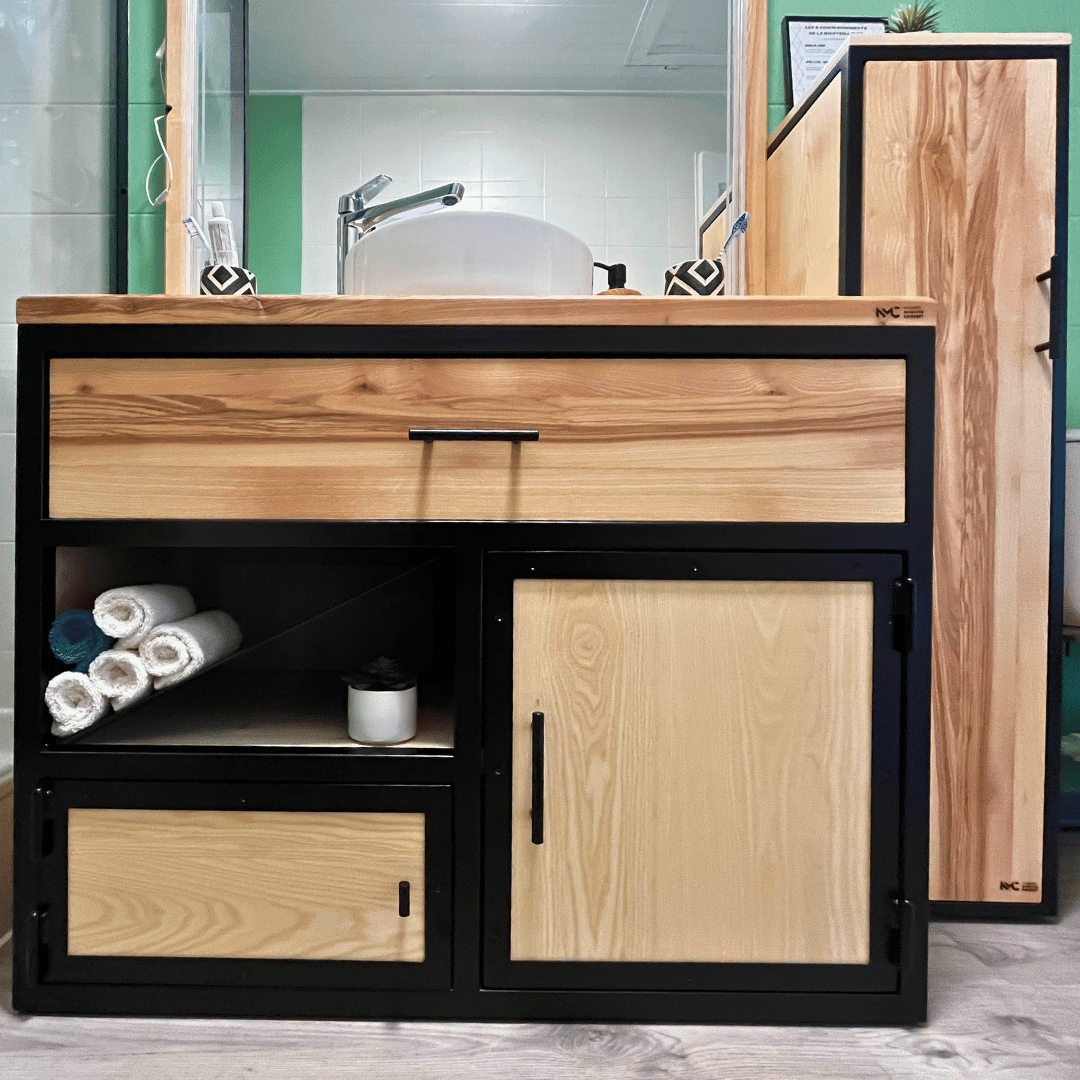 Meuble vasque et colonne de rangement de salle de bain frêne et métal
