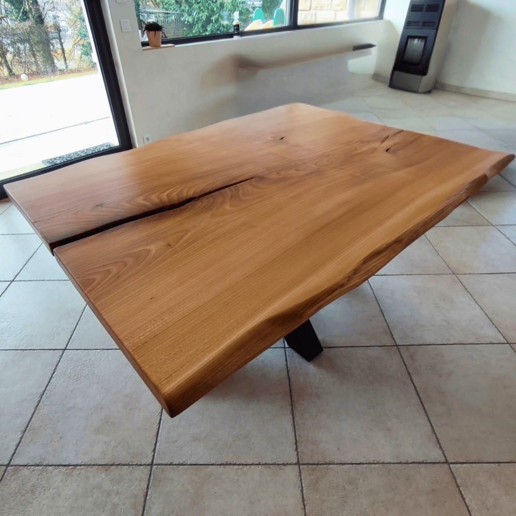 Table en bois d'exception.