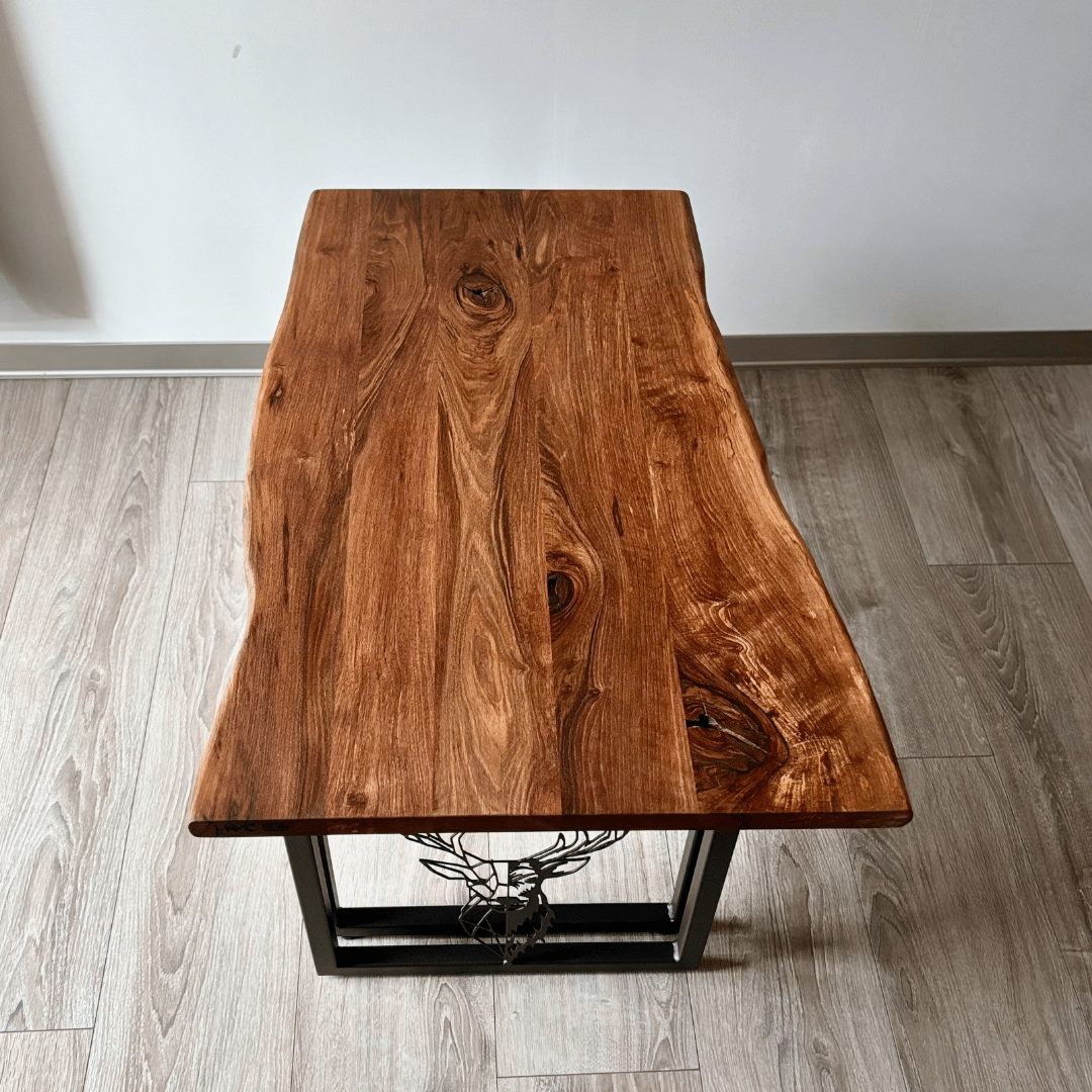 Table noyer région Bourgogne Franche-Comté