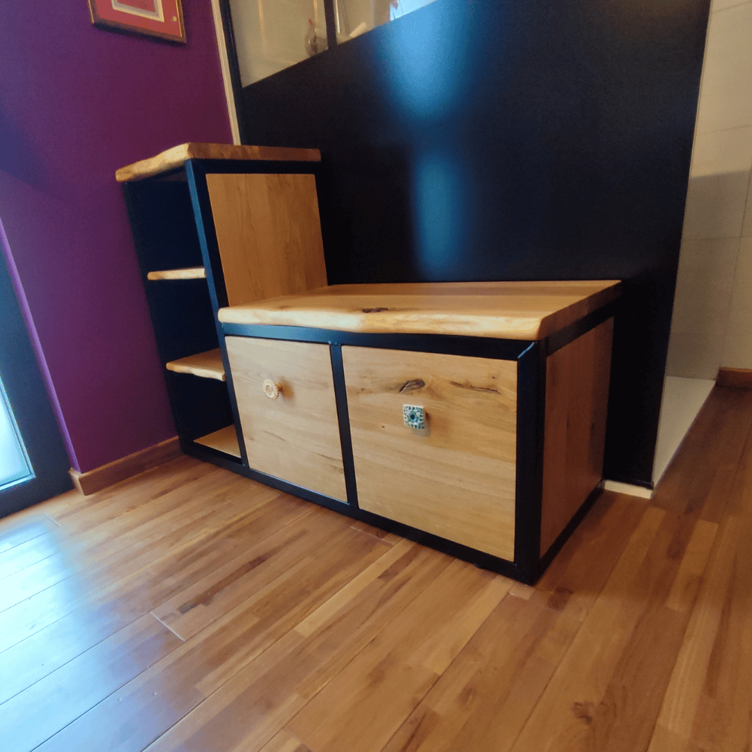 Mobilier salle de bain unique – Bois massif et métal
