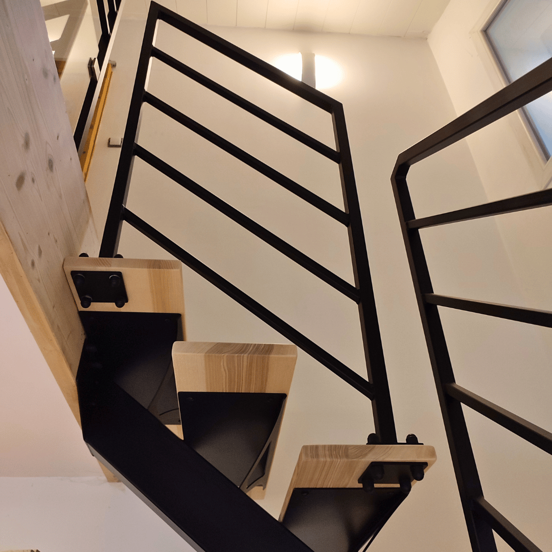 escalier et garde-corps en bois et métal unique et personnalisé fabriqué sur-mesure
